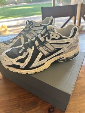 New Balance 1906R Unisex Lifestyle